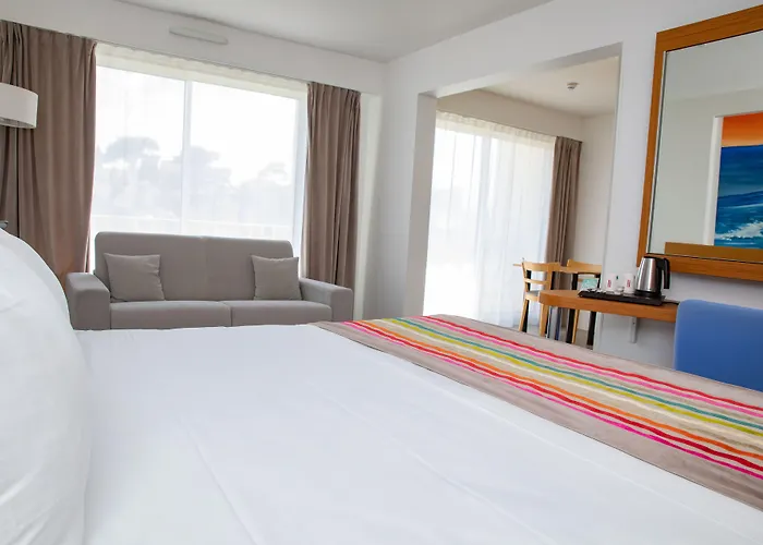 Western Le Port Hotel