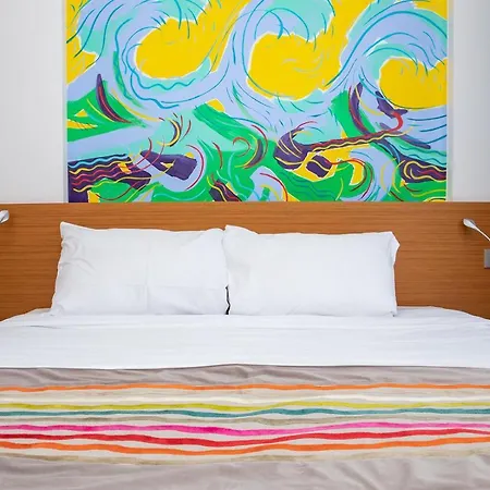 Western Le Port Hotel 3*