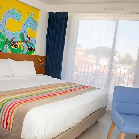 Western Le Port Hotel 3*