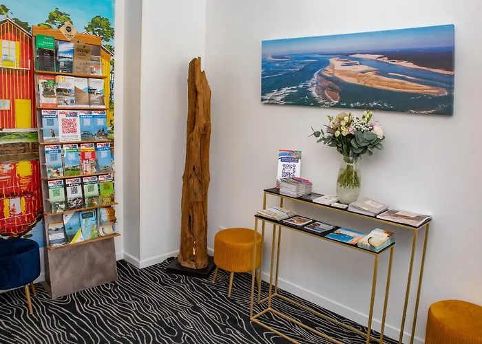 Western Le Port Otel