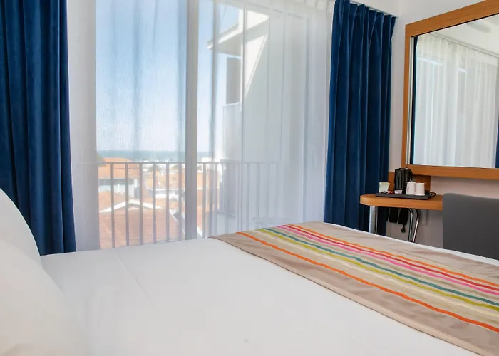 Western Le Port 3* آركاشو